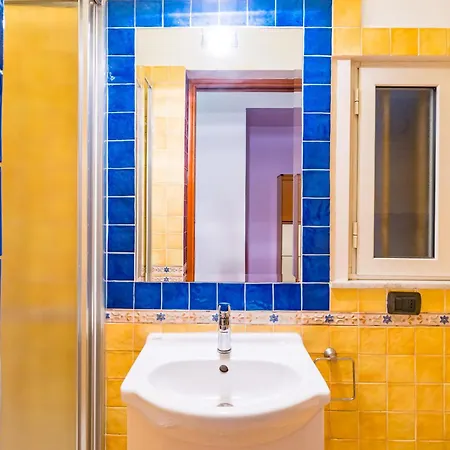 Διαμέρισμα Montesanto Flow Flat By Napoliapartments Νάπολη